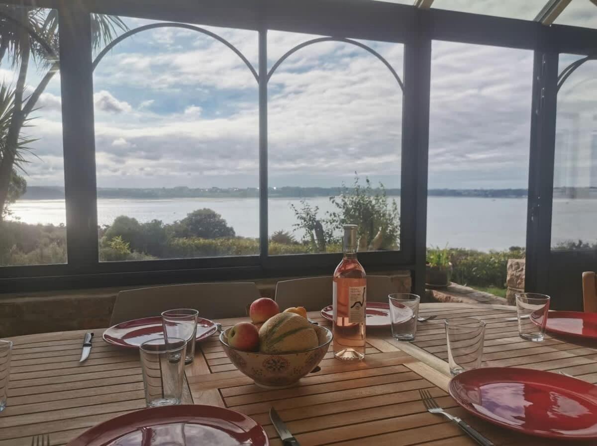 Kermartin - Maison De Famille Avec Vue Sur La Baie De Morlaix Plouézocʼh Extérieur photo